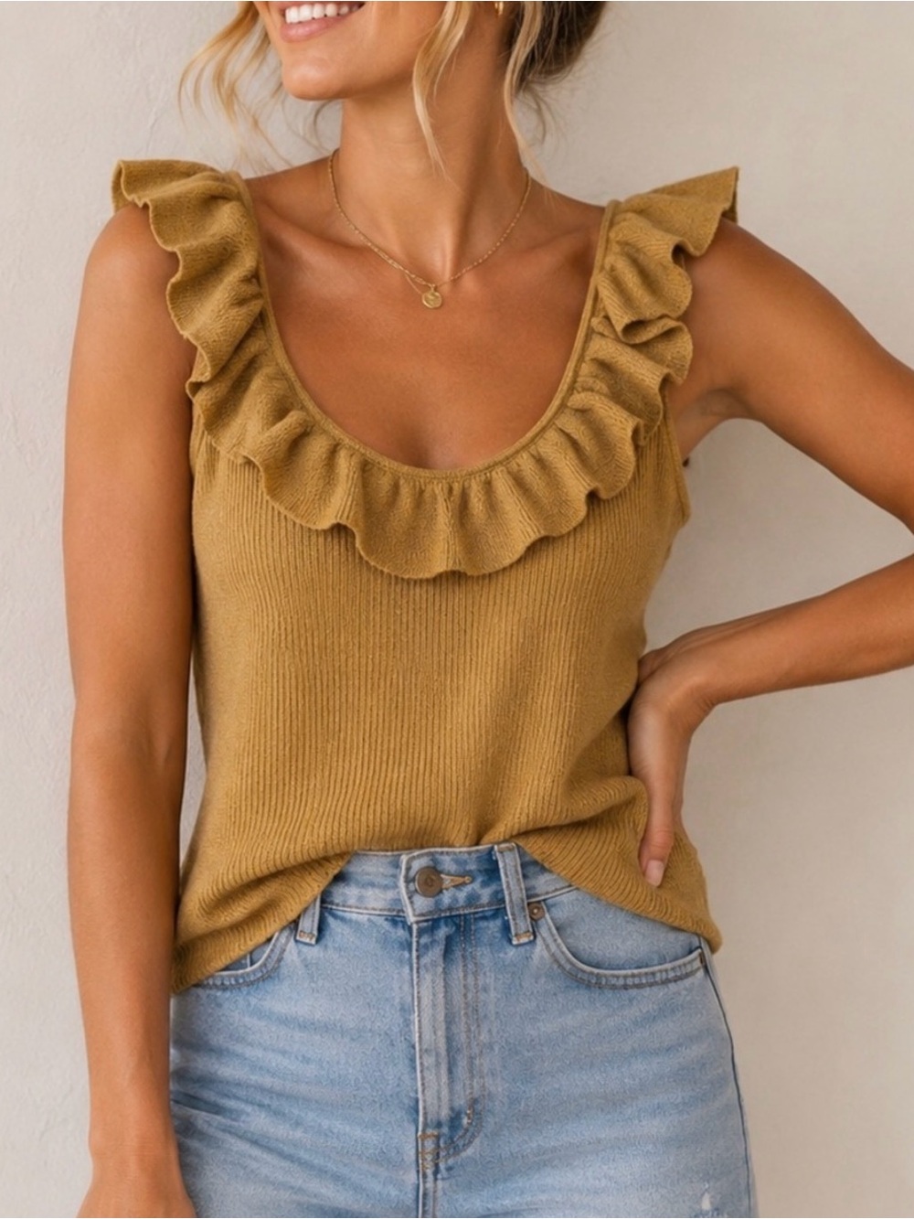 Madewell Wakeford Sleeveless Sweater
Size XL yellow merino wool top